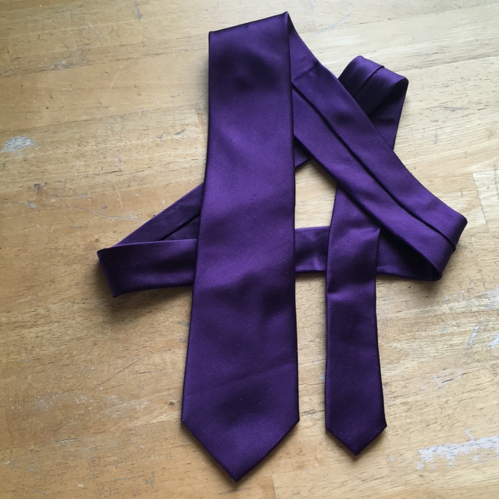Men’s royal purple tie